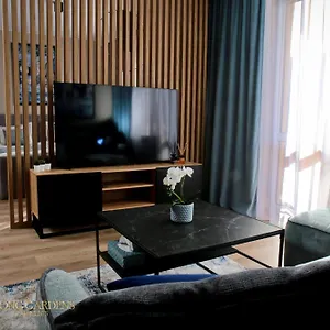 Long Gardens Premium Old Town Apartament